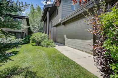 Cottage Loop MLS-3