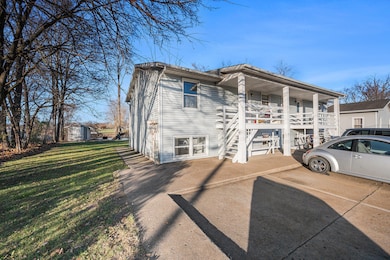 416 River St, Three Rivers, MI 49093 - photo 3