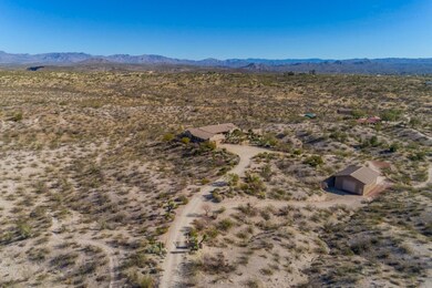 19770 W Verde Hills Dr, Wickenburg, AZ 85390 - photo 2