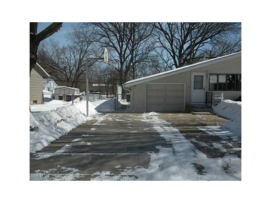 Parking Lot/Garage.