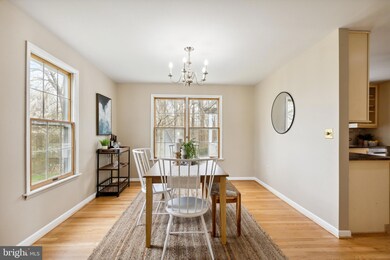 217 Lincoln Ln, Sykesville, MD 21784 - photo 5