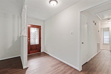 7519 Ashmole Ln, Houston, TX 77088 - photo 5