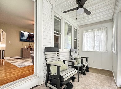 Enclosed & insulated front porch ('23)