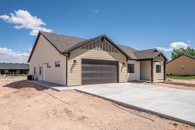 2422 W 4875 N-12
