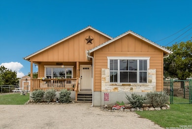 6016 Apache Moon, Spring Branch, TX 78070 - photo 2