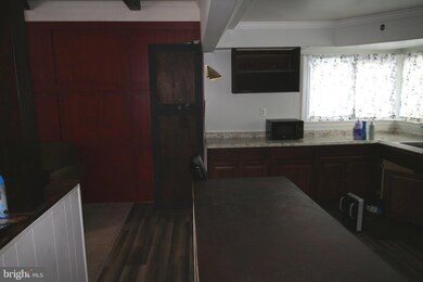 400 Cedarleaf Ave, Capitol Heights, MD 20743 - photo 4