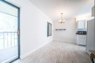 150 Pineview Rd Jupiter FL-large-010-17-