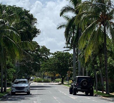 415 30th St, West Palm Beach, FL 33407 - photo 2