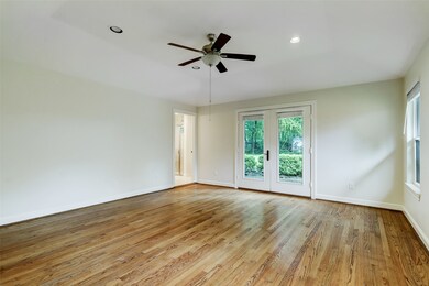 1526 Richelieu Ln, Houston, TX 77018 - photo 6