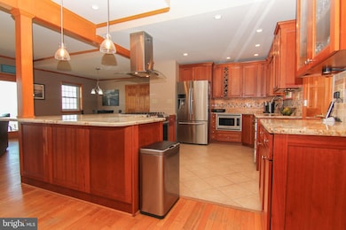 8469 Meadow Ln, Pasadena, MD 21122 - photo 5