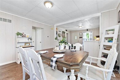 119 E Nichols St, Spring Hill, KS 66083 - photo 6