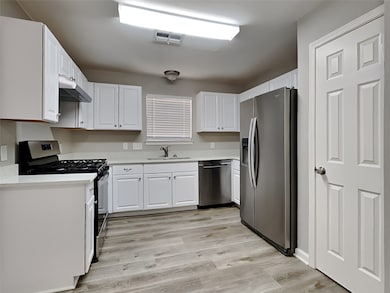 8511 High Mountain Dr, Houston, TX 77088 - photo 6