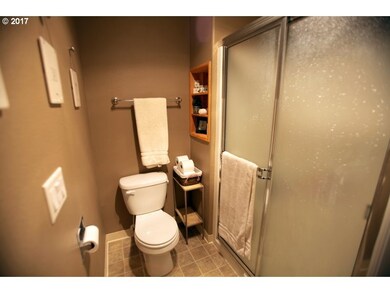Bathroom, Attached