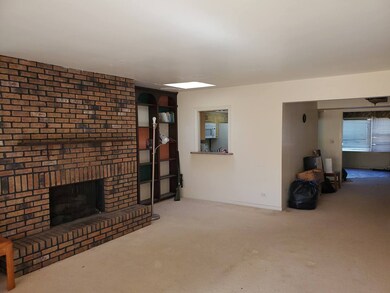 1121 W Keith Ave, Waukegan, IL 60085 - photo 7