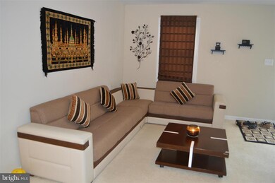 2941 Wetherburn Ct, Woodbridge, VA 22191 - photo 3