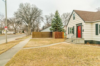 823N9thSt_0056