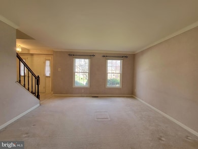 7708 Sandstone Ct, Ellicott City, MD 21043 - photo 2