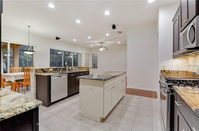 5915 Jaegerglen Dr, Lithia, FL 33547 - photo 5