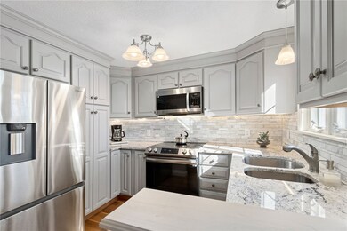 This kitchen sparkles!