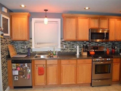 4 Troy St, Nashua, NH 03064 - photo 5