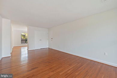 3946 Bel Pre Rd unit 6, Silver Spring, MD 20906 - photo 5
