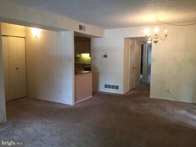 738 Putnam Blvd unit 20A, Wallingford, PA 19086 - photo 4