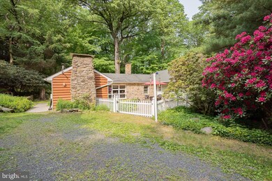9 Woods Ln, Barto, PA 19504 - photo 2