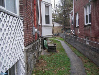 336 Powhattan St, Essington, PA 19029 - photo 3