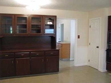 1665 Patterson Rd, Versailles, KY 40383 - photo 5