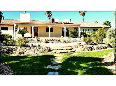 Property Photo. Patio/backyard