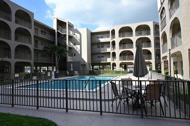 6215 W 20th Ave unit 415, Hialeah, FL 33012 - photo 5