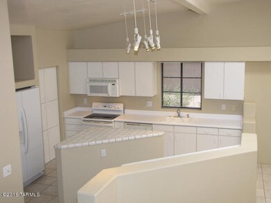 4215 N Rillito Creek Place, Tucson, AZ 85719 - photo 6