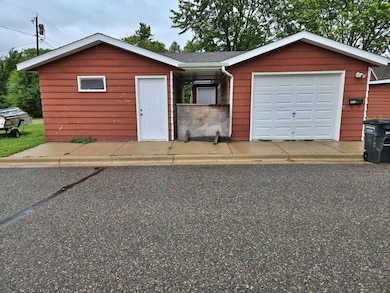 607 & 607 1/2 Riverside Ave, Park Rapids, MN 56470 - photo 4