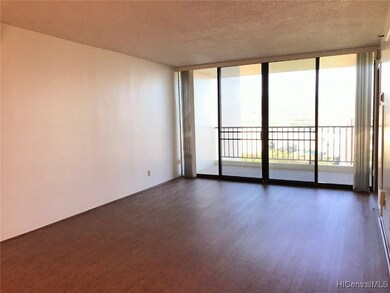 Franklin Towers unit 33C, Honolulu, HI 96818 - photo 2