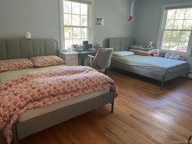 2 Sunset Ln, Garden City, NY 11530 - photo 4