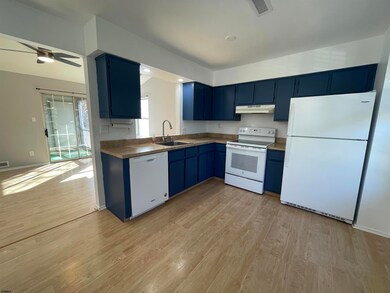 19 Waterview Dr unit 204E, Galloway, NJ 08205 - photo 6