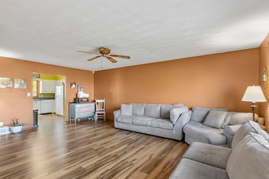 19474 Hahn Rd, Dekalb, IL 60115 - photo 5