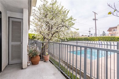14237 Foothill Blvd unit 4, Sylmar, CA 91342 - photo 4