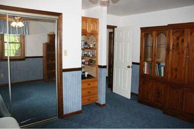 300 Estate Rd, Boyertown, PA 19512 - photo 3