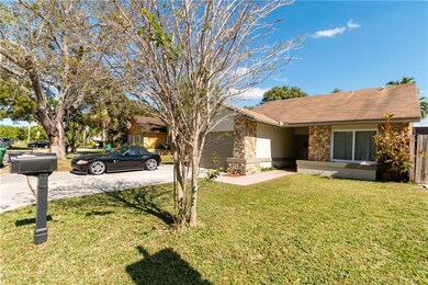 5670 SW 99th Ln, Cooper City, FL 33328 - photo 2