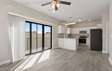 105 Laurel Ct unit C, Royal Oak, MI 48067 - photo 7