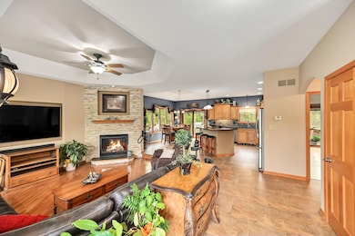 W209N11352 Reger Ct, Germantown, WI 53022 - photo 5