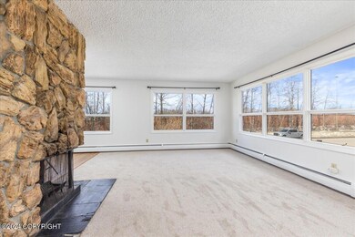 Living Room w/ Wood FP