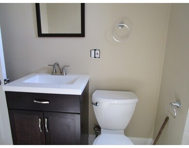 70 River St unit 2, Lynn, MA 01905 - photo 2