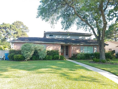 7603 Sunbonnet Ln, Houston, TX 77064 - photo 2