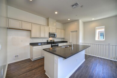 006_Kitchen