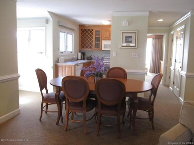 Dining Room & Kitchen