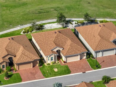 1134 Sawgrass Dr, Winter Haven, FL 33884 - photo 2