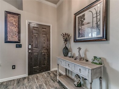 Check out this gorgeous entryway and the beautiful
