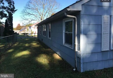 34 Pinafore Ln, Willingboro, NJ 08046 - photo 4